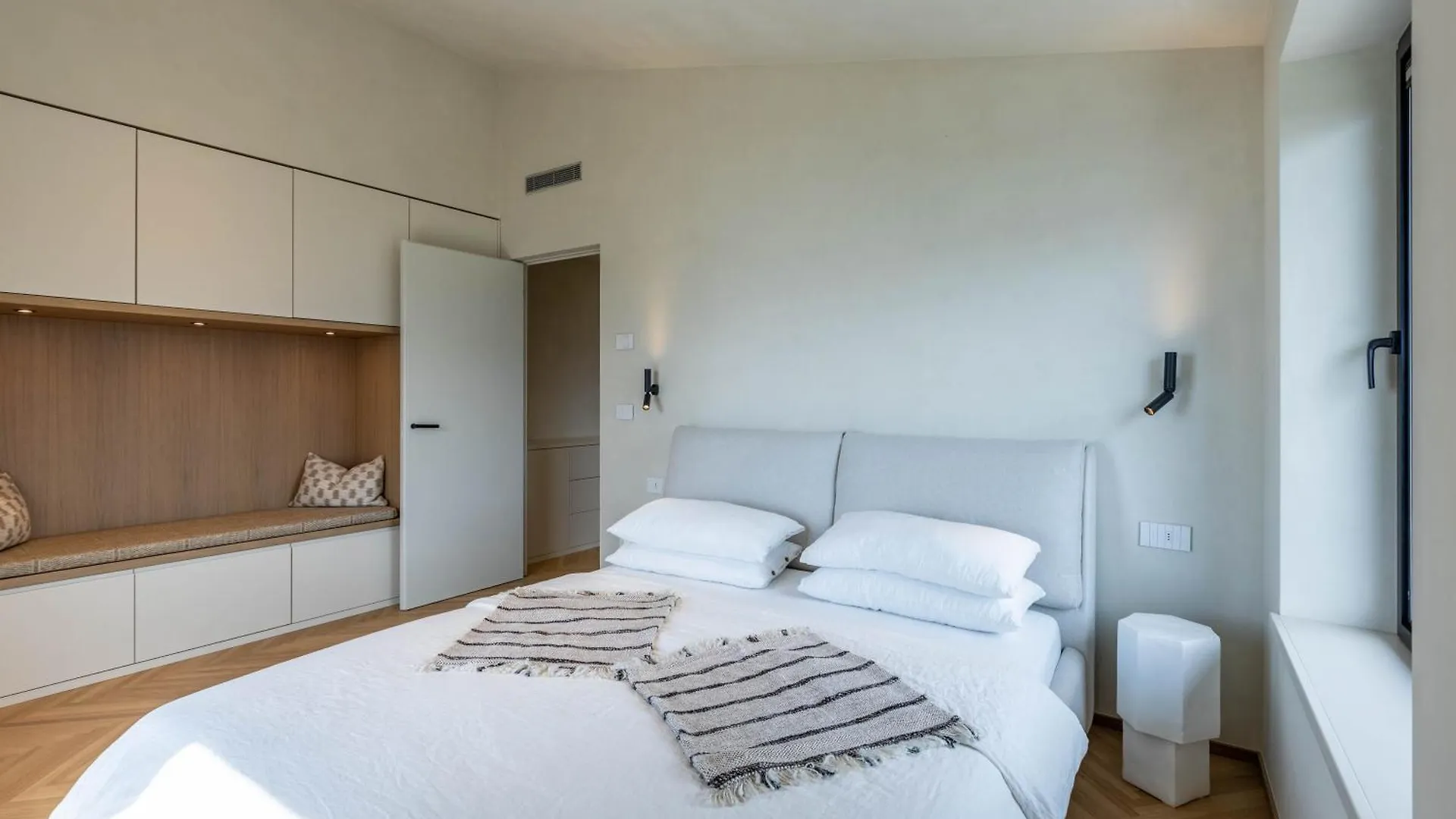 Villa Engardina Toscolano Maderno 0*,  Italy